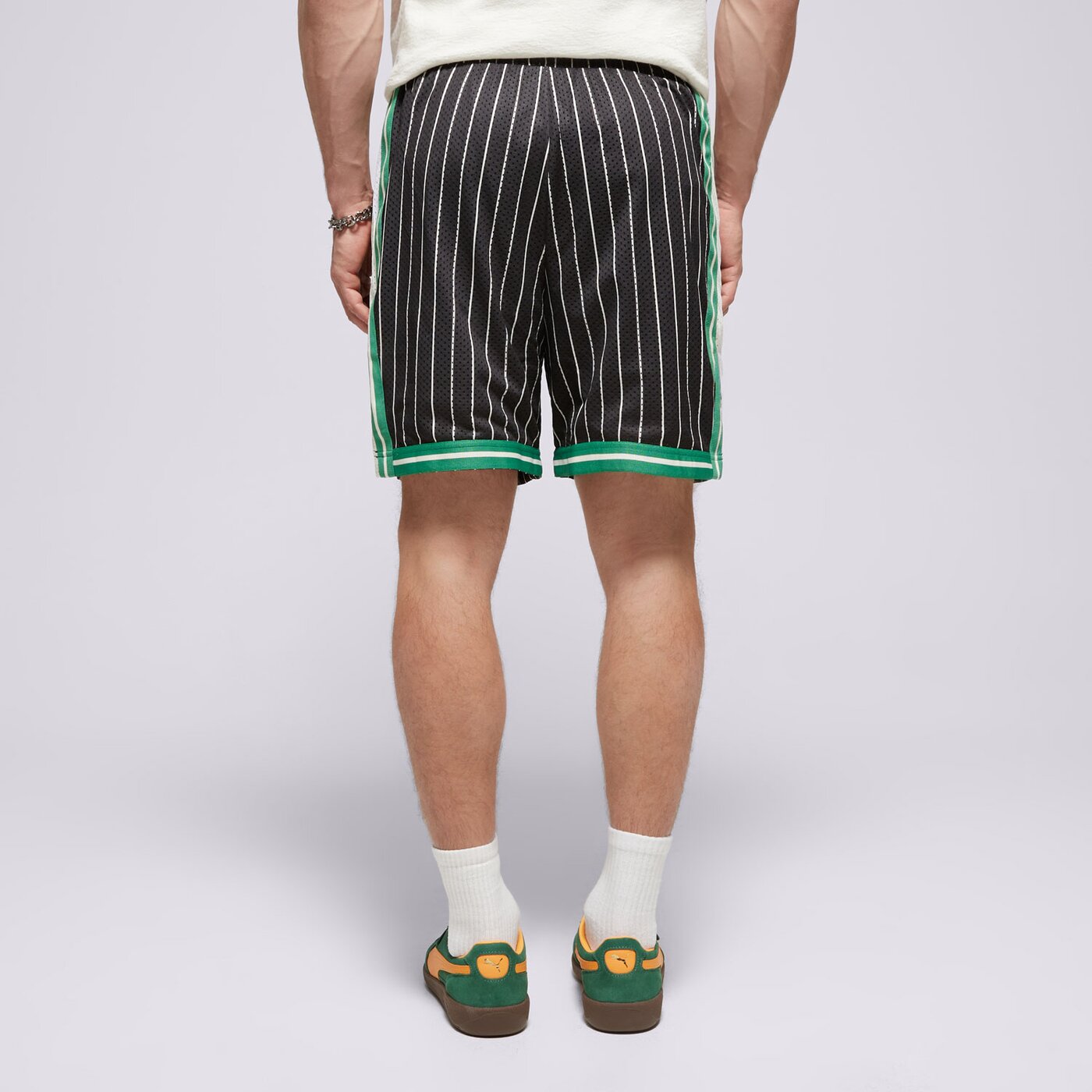Мъжки къси панталони PUMA ШОРТИ T7 FOR THE FANBASE MESH SHORTS 62439401 цвят черен