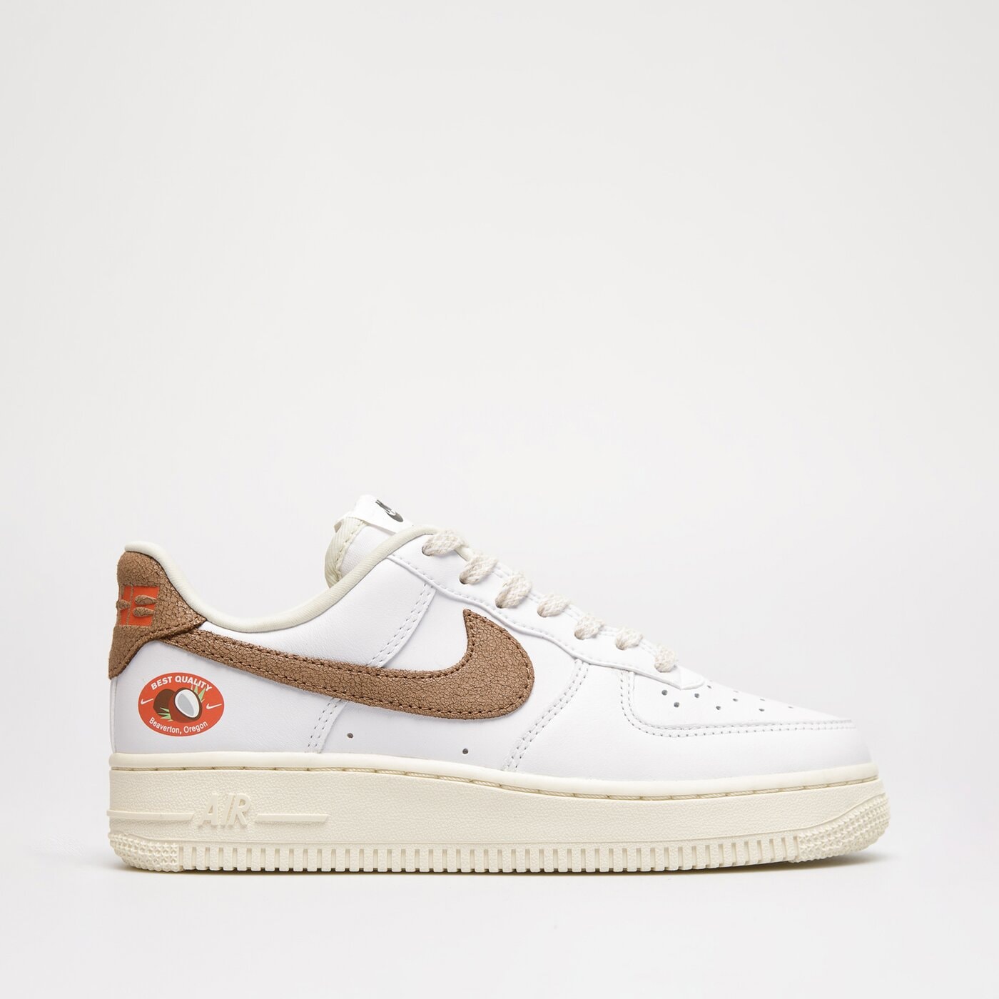 Дамски маратонки NIKE WMNS AIR FORCE 1 '07 LX dj9943-101 цвят бял