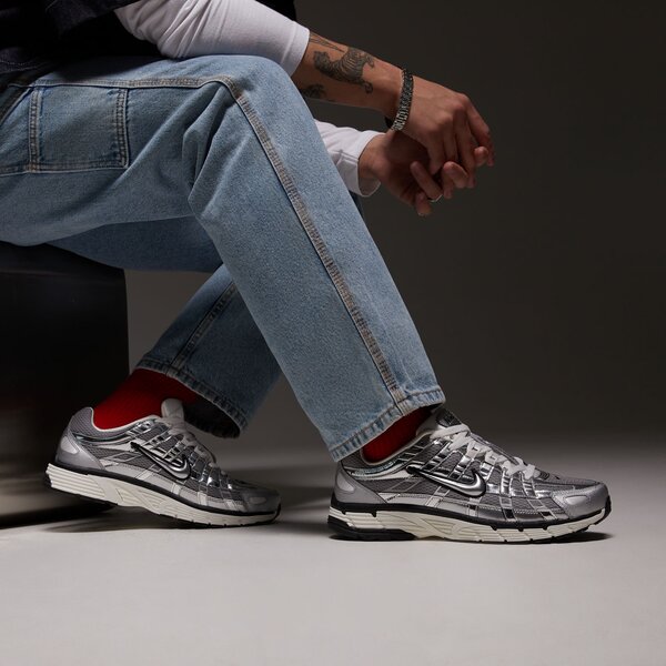Мъжки маратонки NIKE P-6000 cn0149-001 цвят сив