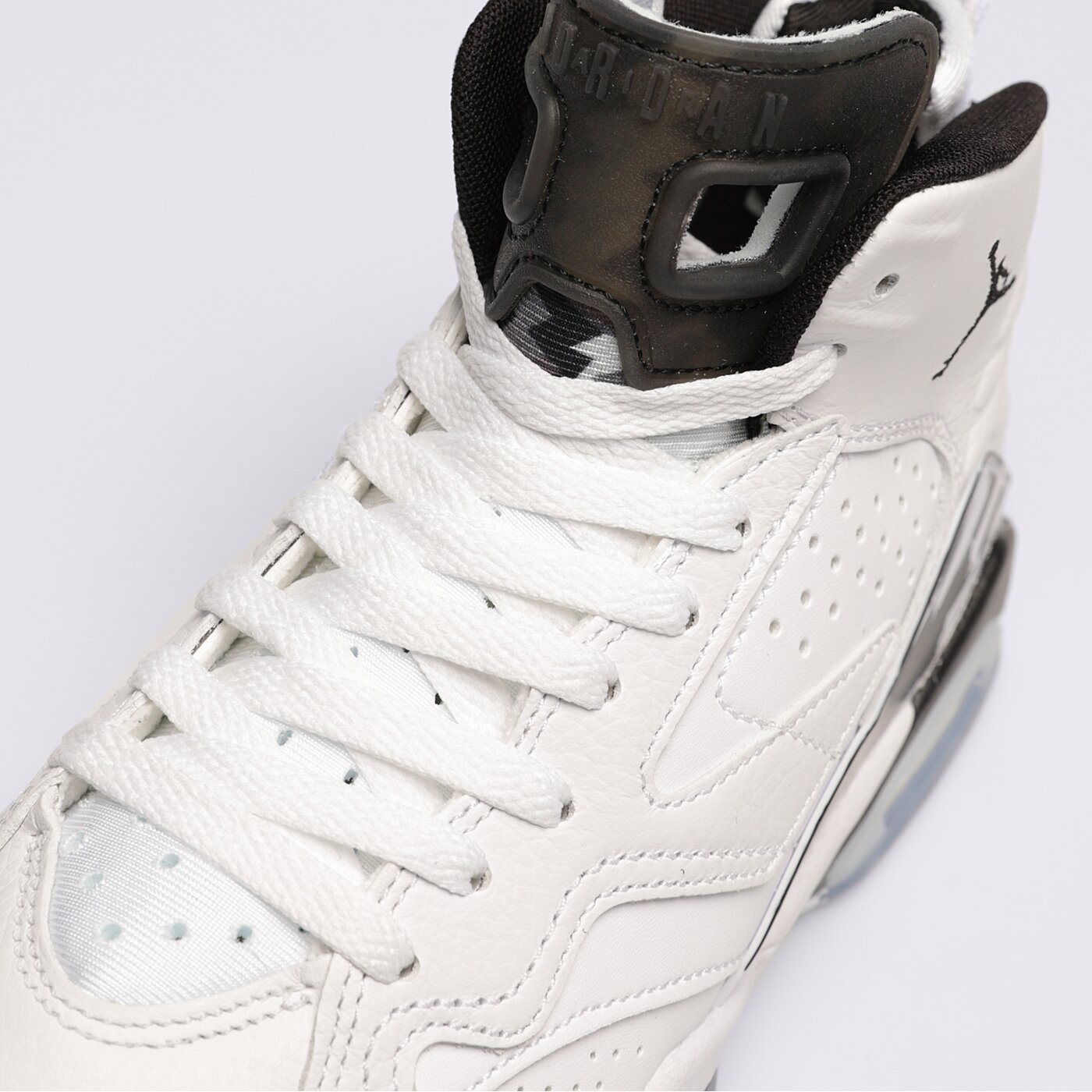 Детски маратонки JORDAN MVP dz5577-100 цвят бял