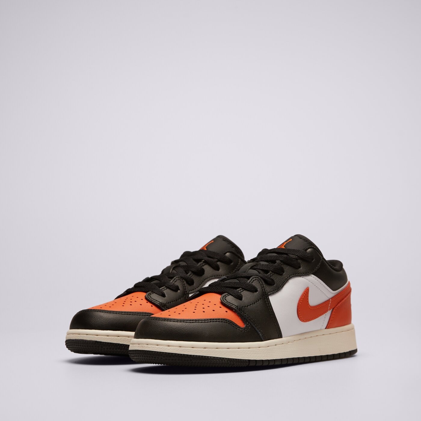 Детски маратонки AIR JORDAN 1 LOW  553560081 цвят оранжев