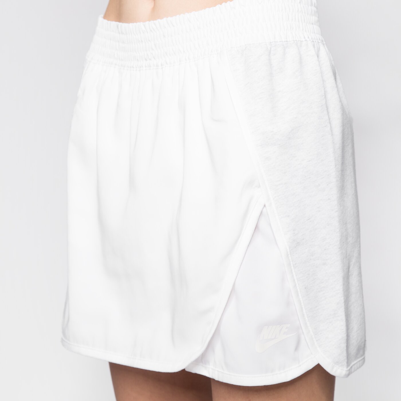 Дамски къси панталони NIKE ШОРТИ SKORT 726100051 цвят бял