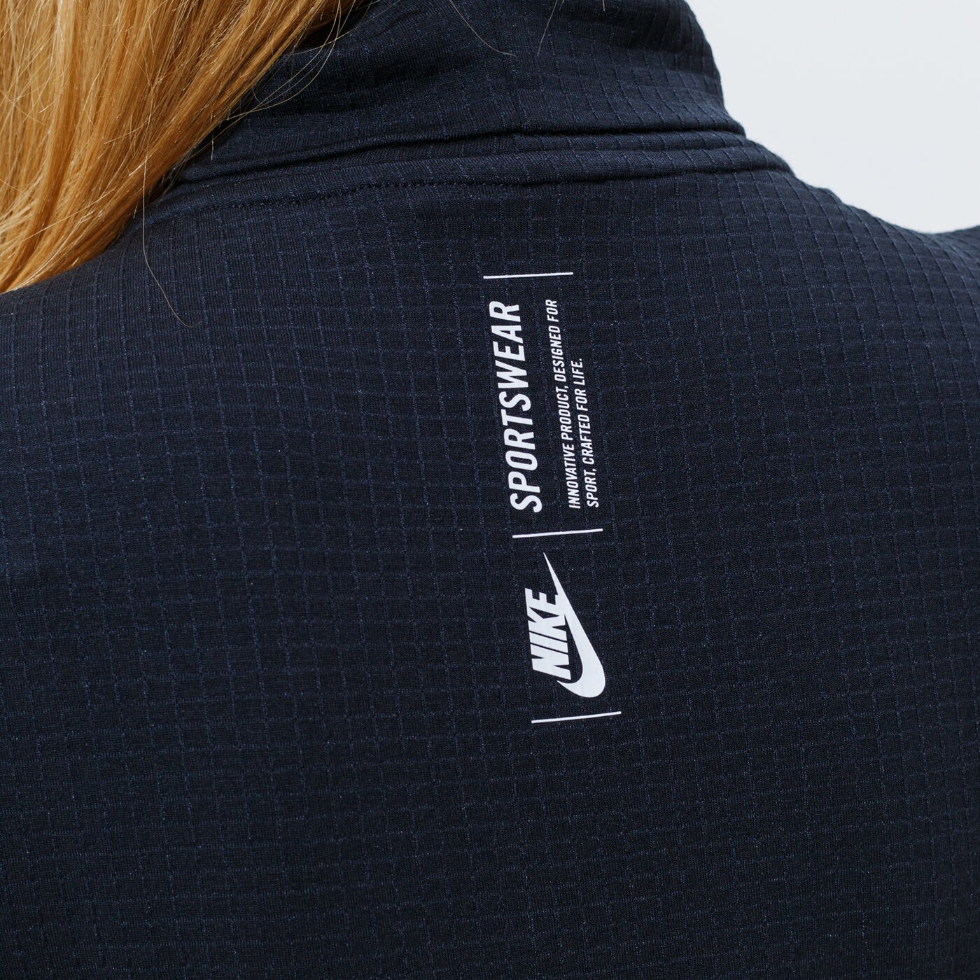 Дамска тениска NIKE ТЕНИСКА W NSW ТОП LS MOCK UU dd3609-010 цвят черен