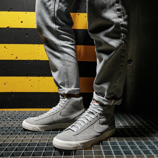 Мъжки маратонки NIKE BLAZER MID '77 ci1172-001 цвят сив