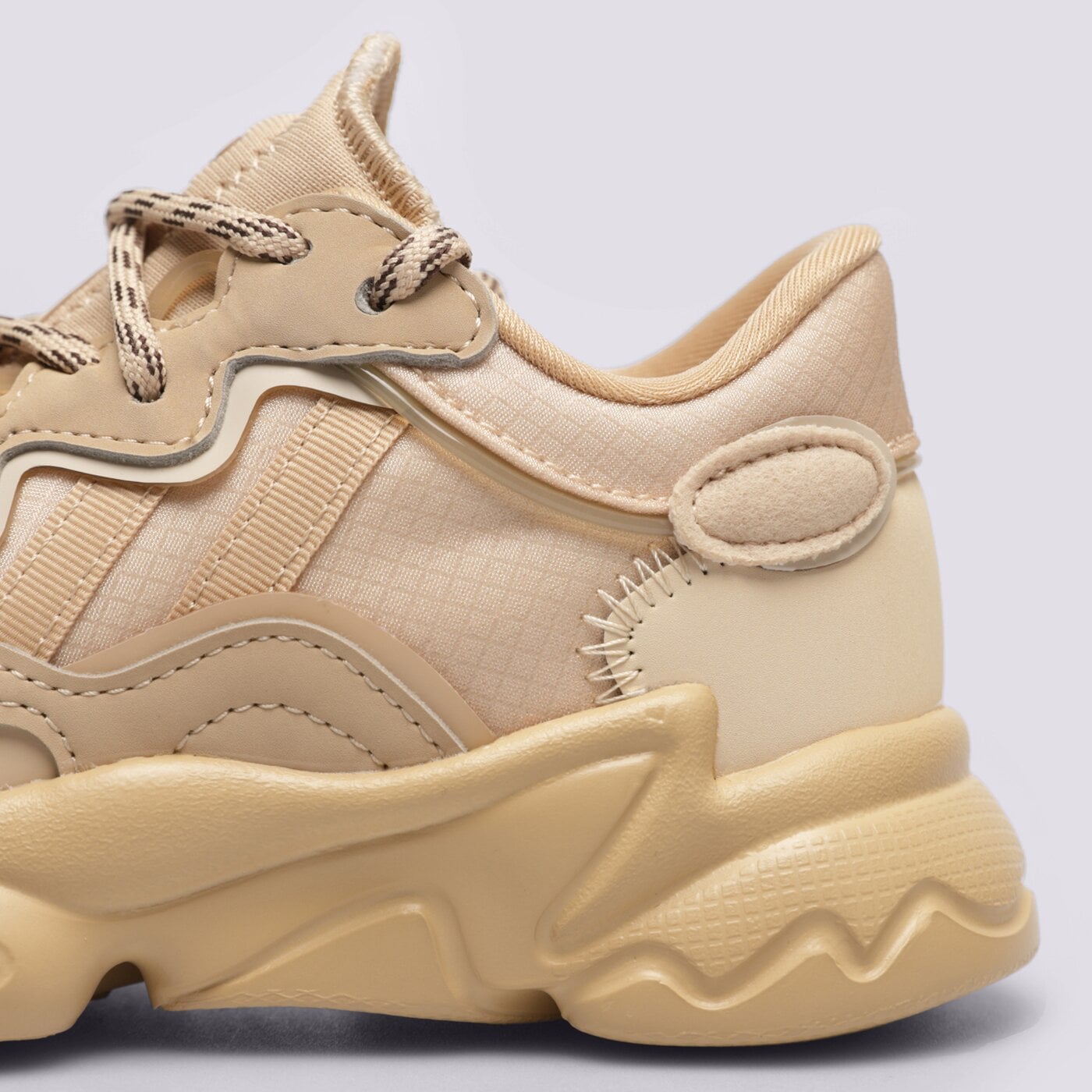 Детски маратонки ADIDAS OZWEEGO C ig7426 цвят бежов