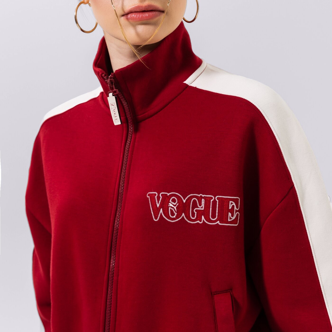 Дамско зимно яке PUMA ЯКЕ PUMA X VOGUE T7 CROPPED JACKET DK 536692-22 цвят червен