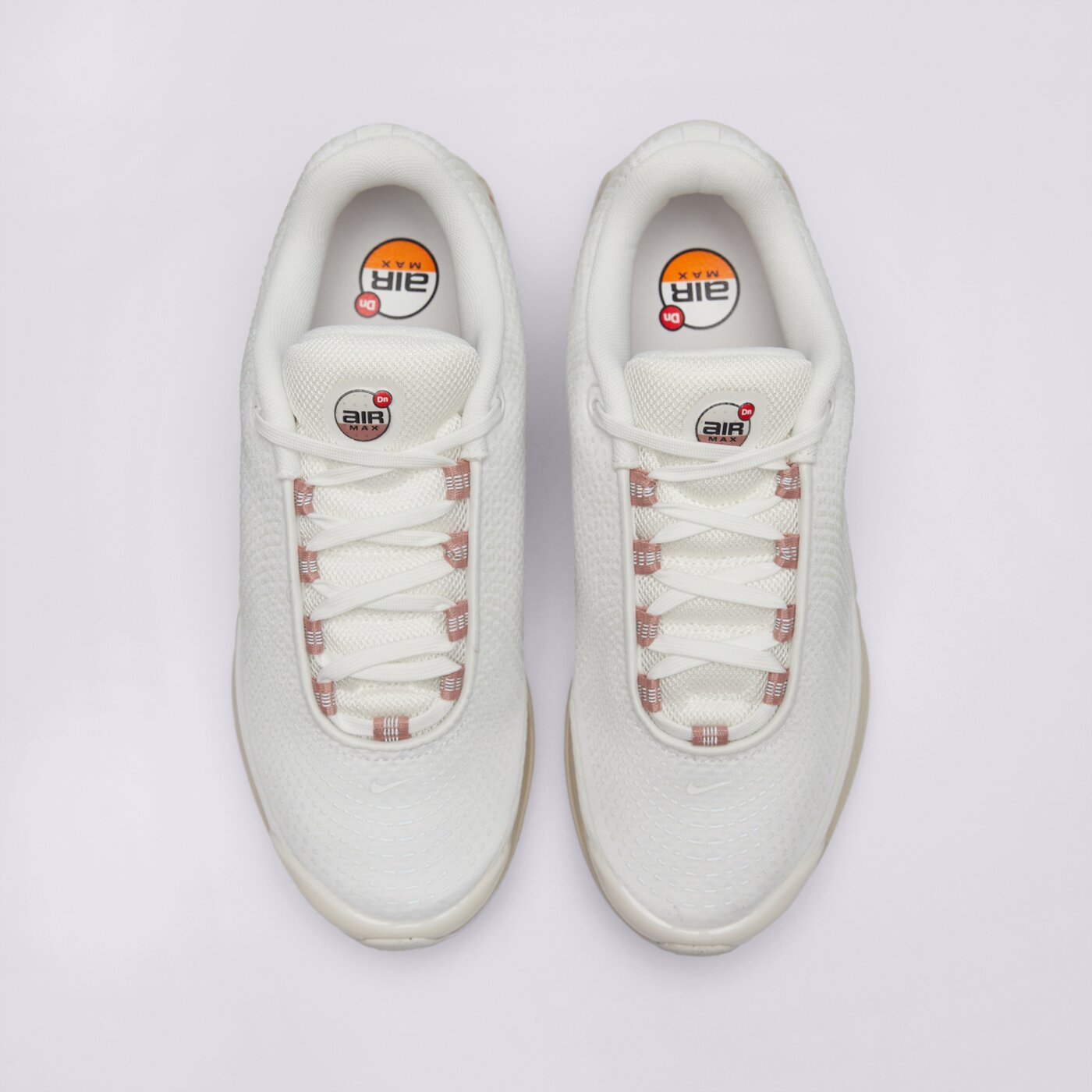 Дамски маратонки NIKE W AIR MAX DN TECH ih0284-100 цвят бежов