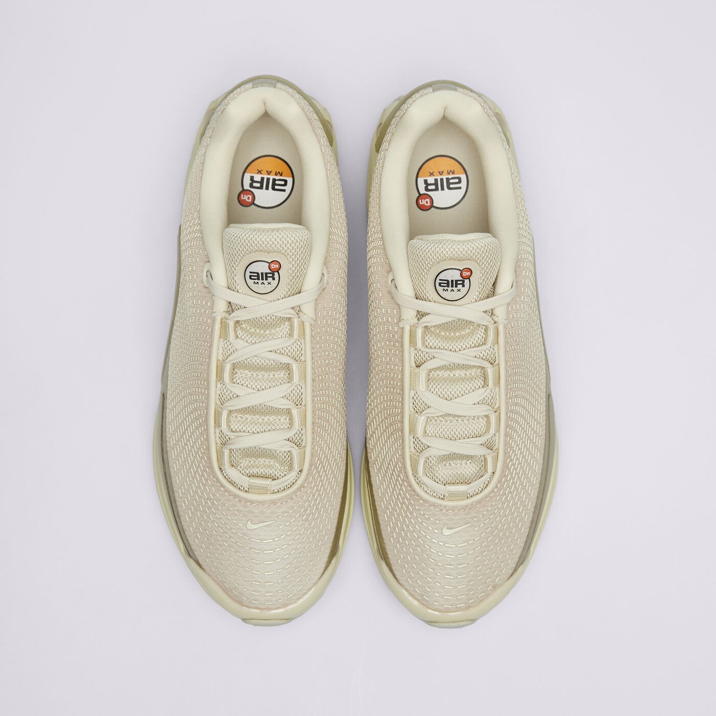 Дамски маратонки NIKE W AIR MAX DN  hv4861-200 цвят бежов