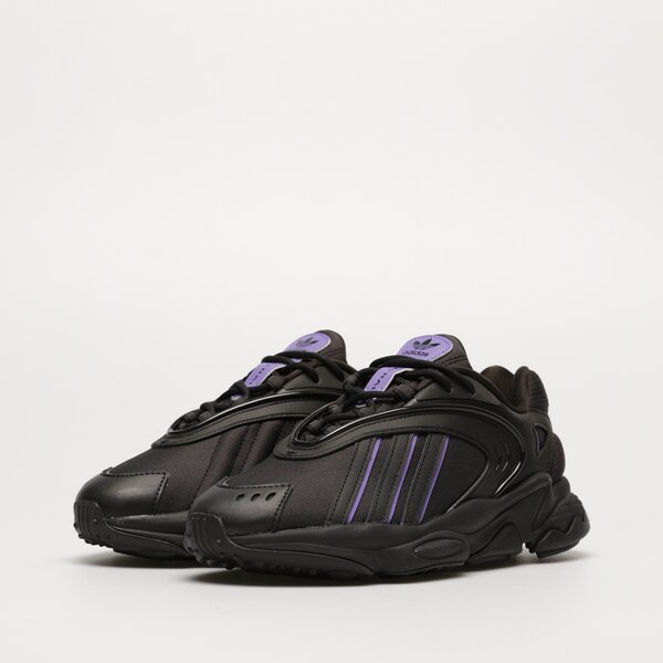 Дамски маратонки ADIDAS OZTRAL W hq4473 цвят черен