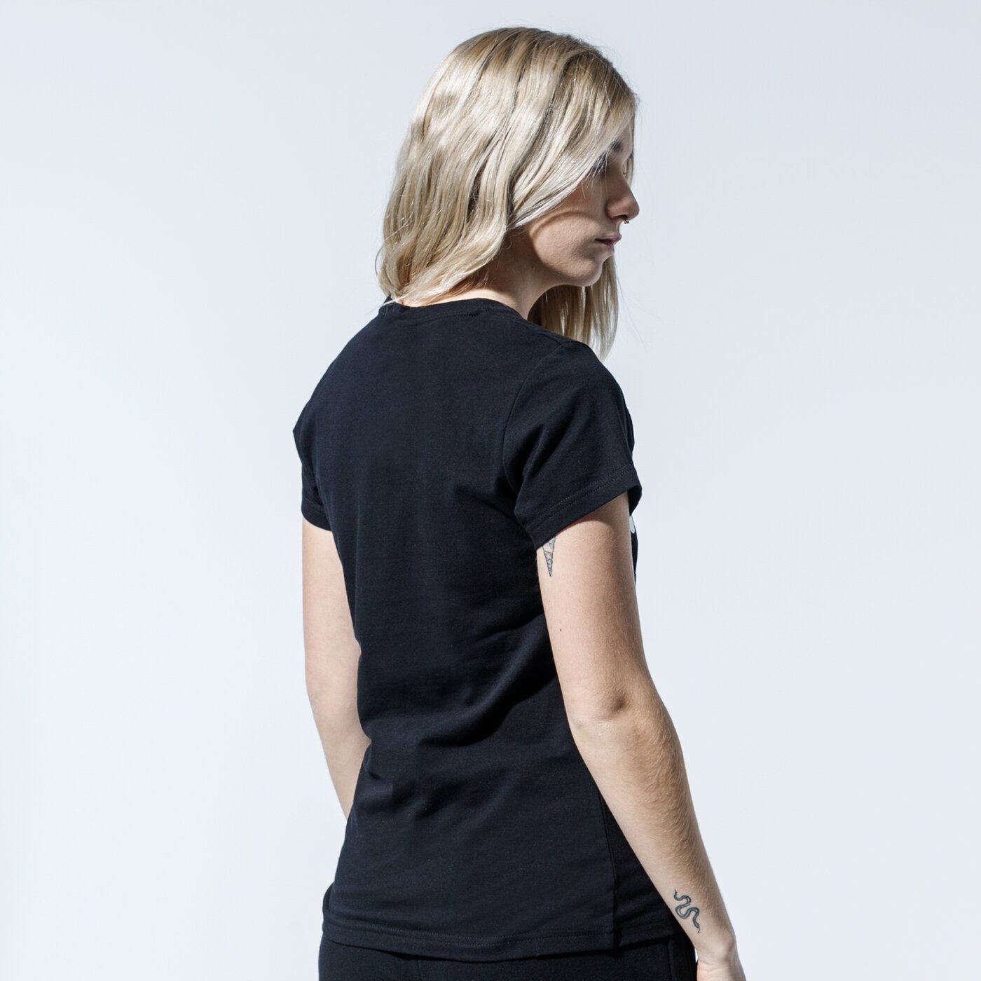 Дамска тениска ELLESSE ТЕНИСКА CINE sge09978black цвят черен