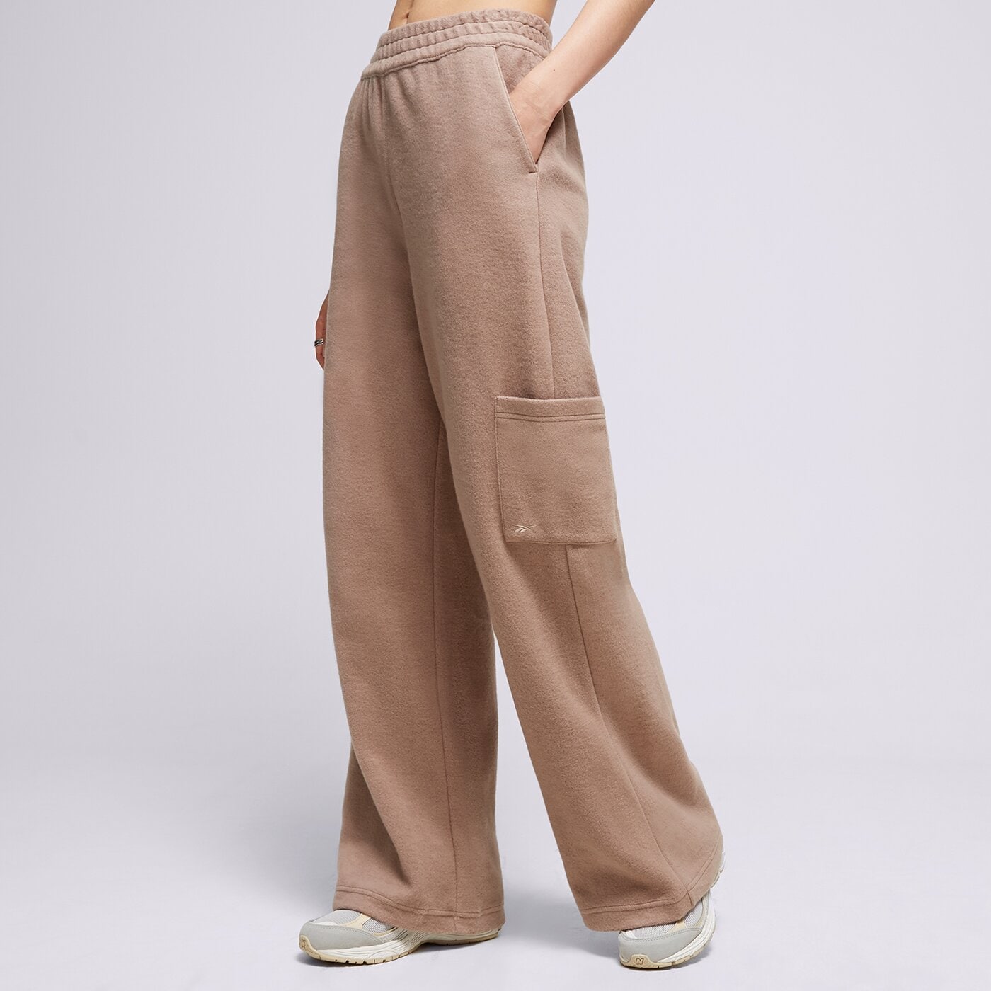 Дамски панталони REEBOK ПАНТАЛОНИ CL WDE FL WIDE LEG PANT hs0384 цвят виолетов
