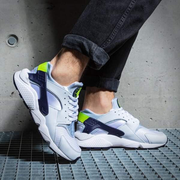 Мъжки маратонки NIKE AIR HUARACHE dv6825-100 цвят бял