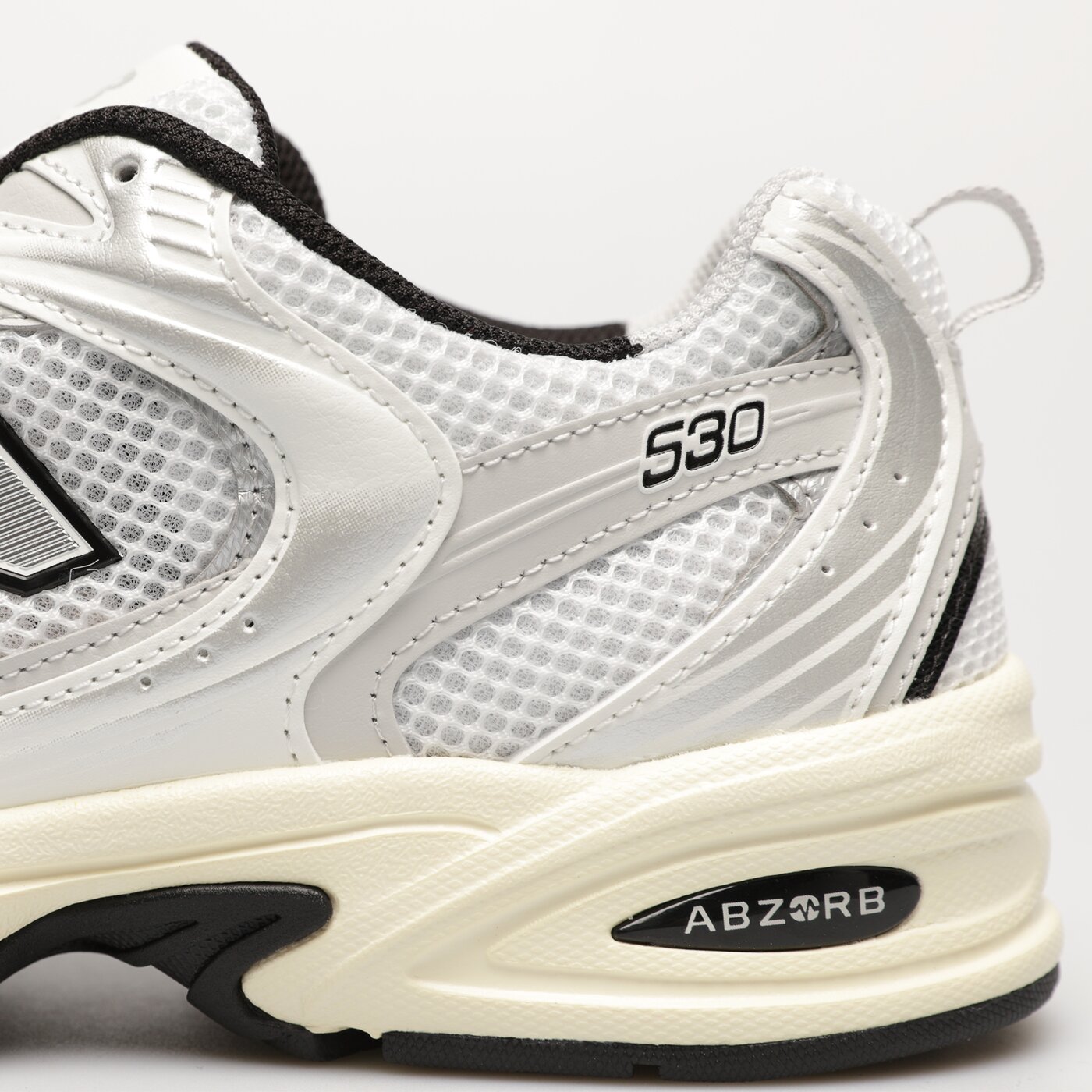 Мъжки маратонки NEW BALANCE 530  mr530ta цвят бял