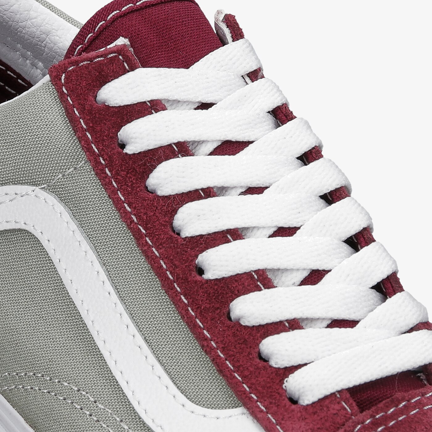 Мъжки маратонки VANS UA OLD SKOOL vn0a3wkt4pr1 цвят бордо