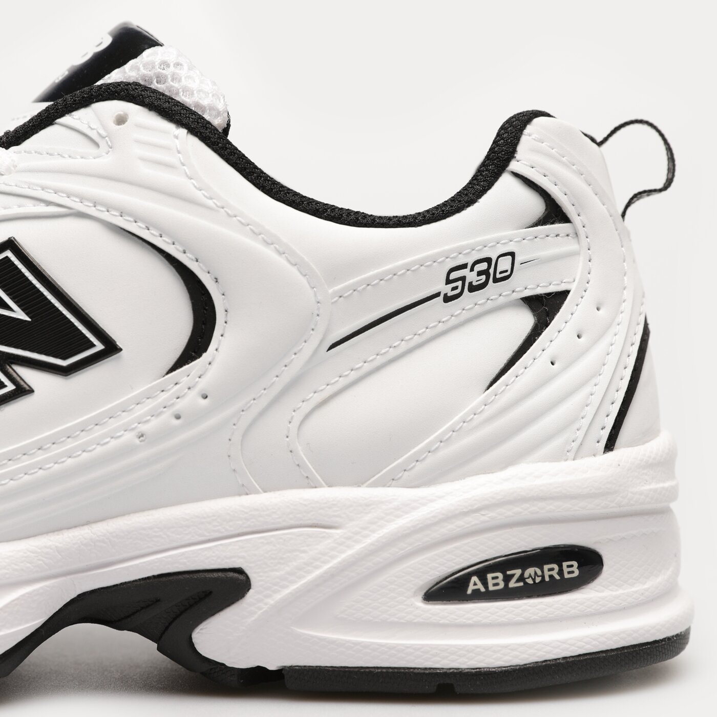 Мъжки маратонки NEW BALANCE 530  mr530syb цвят бял