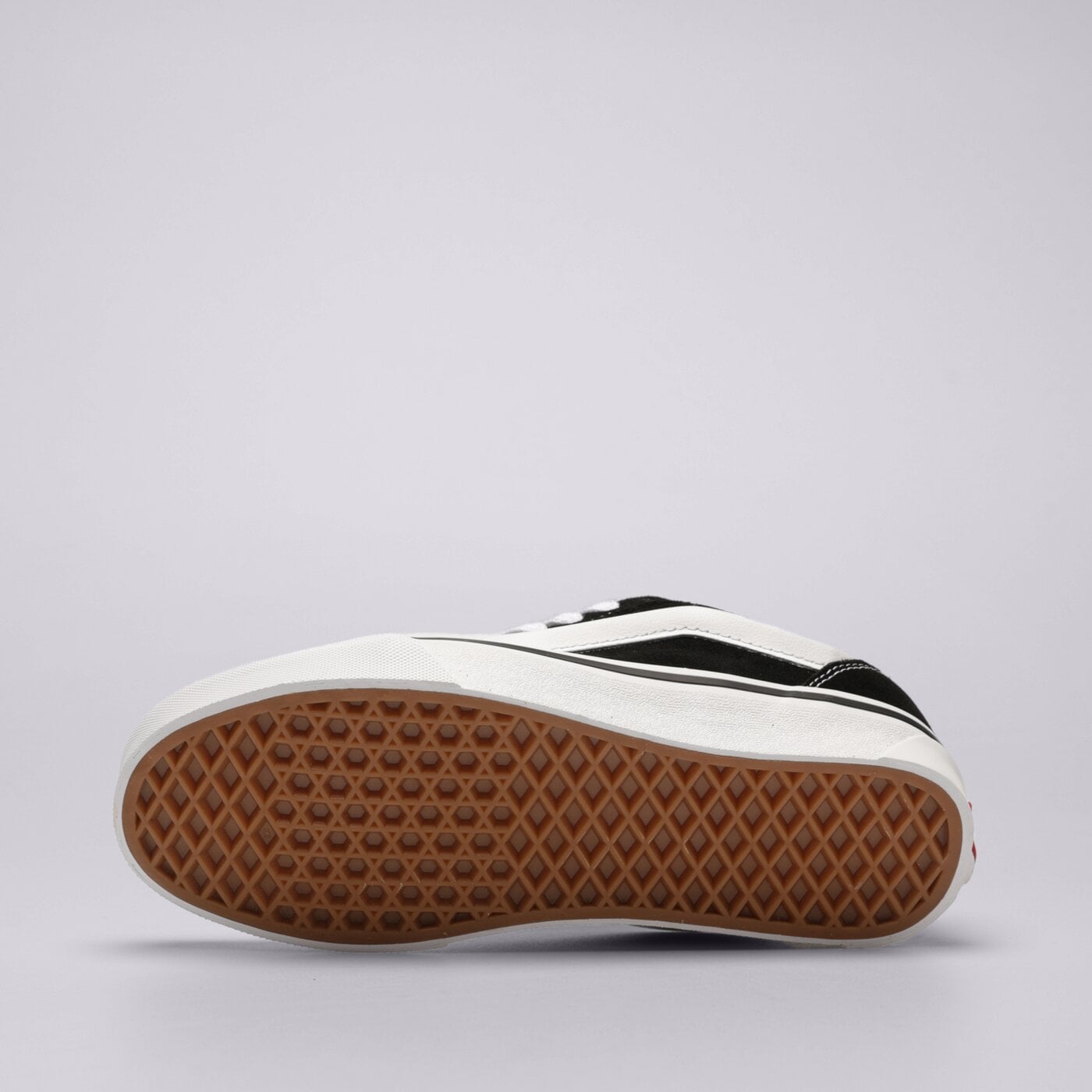 Дамски маратонки VANS KNU SKOOL  vn0009qc6bt1 цвят черен