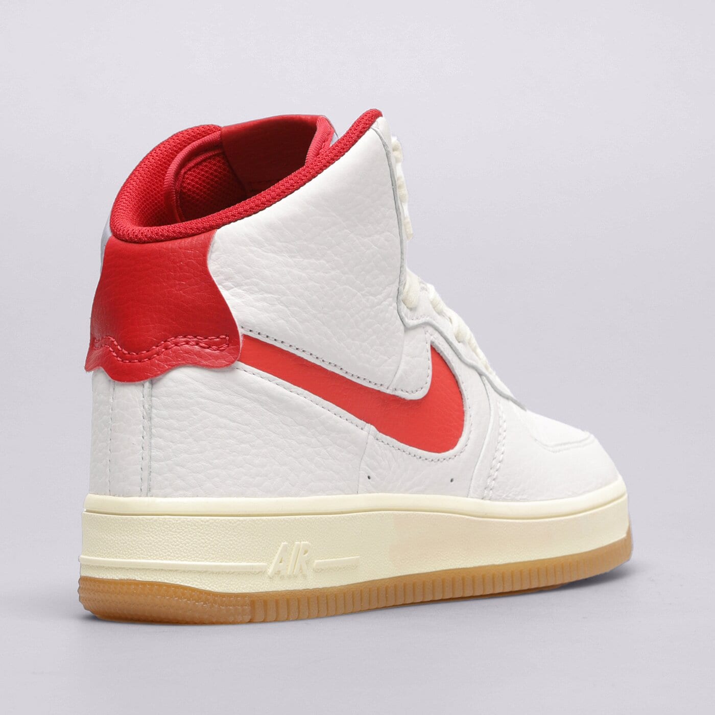Дамски маратонки NIKE WMNS AF1 SCULPT  fn3500-100 цвят бял