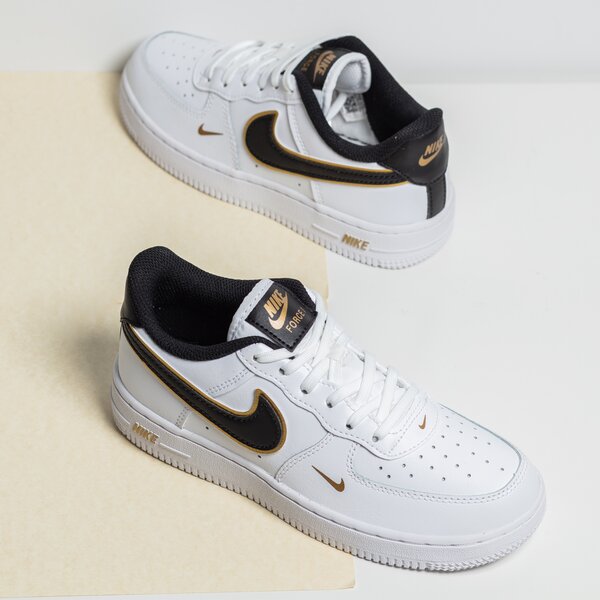 Детски маратонки NIKE AIR FORCE 1 LV8  dm3386-100 цвят бял