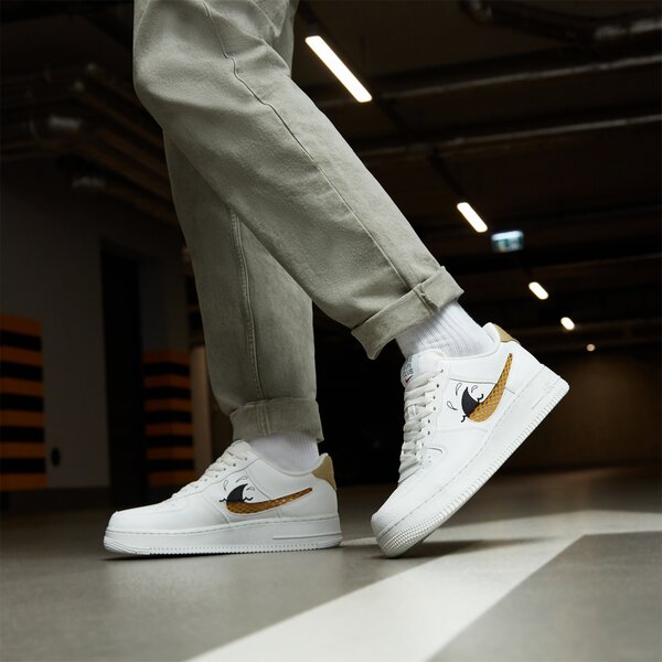 Мъжки маратонки NIKE AIR FORCE 1 '07 LV8 NN dm0117-100 цвят бял
