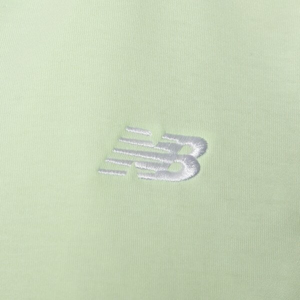 Дамска тениска NEW BALANCE ТЕНИСКА SPORT ESSENTIALS JERSEY wt41509mew цвят зелен