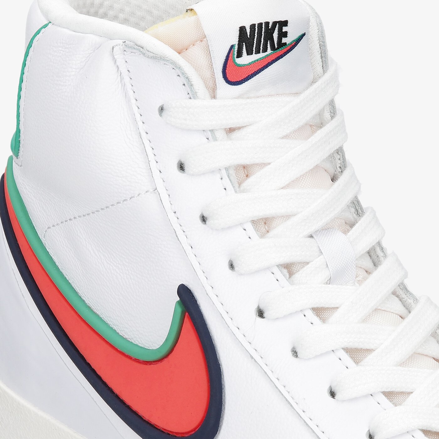 Мъжки маратонки NIKE BLAZER MID '77 INFINITE da7233-102 цвят бял