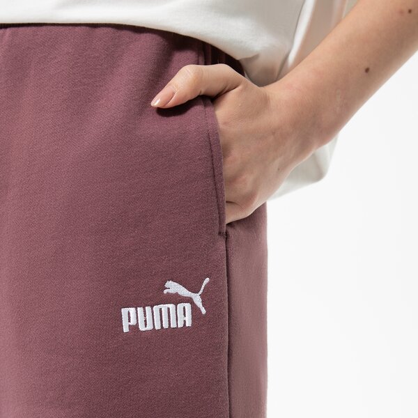 Дамски панталони PUMA ПАНТАЛОНИ ESS+ EMBROIDERY HIGH-WAIST FL 670007 75 цвят виолетов