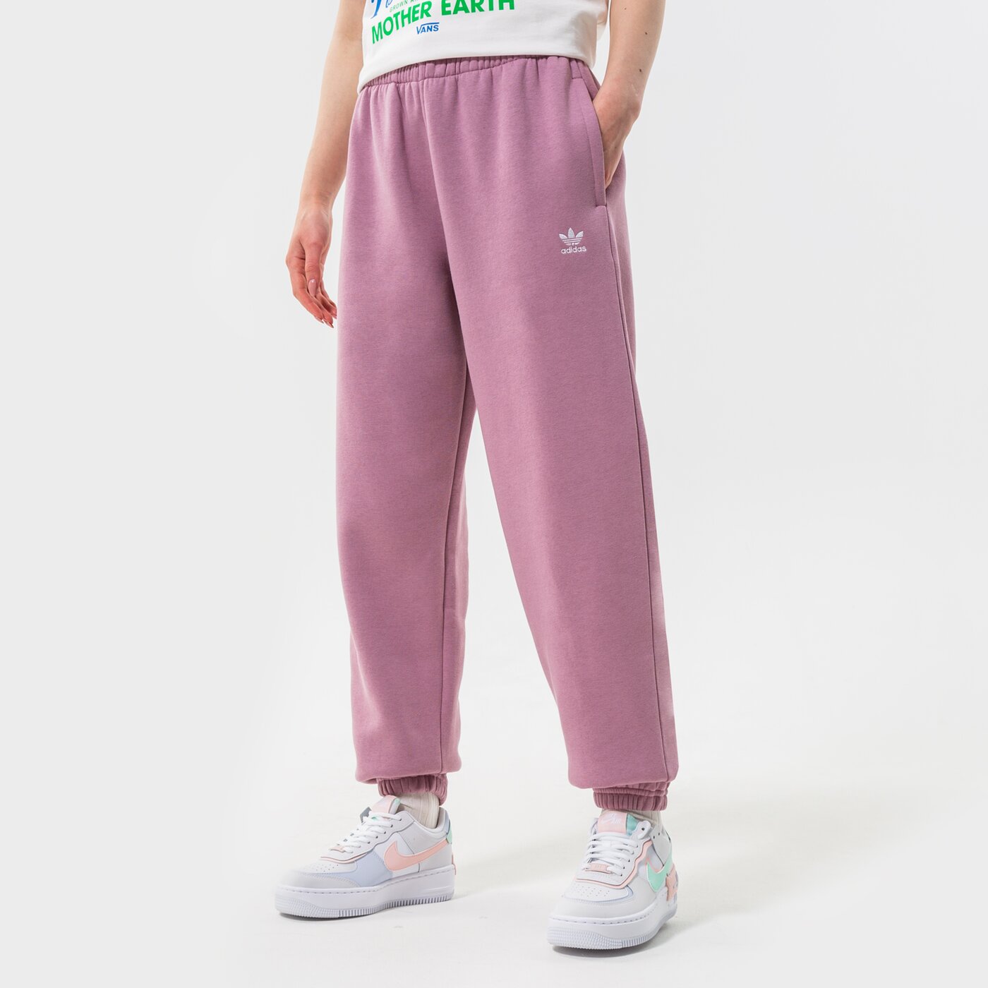 Дамски панталони ADIDAS ПАНТАЛОНИ PANTS hf7515 цвят розов