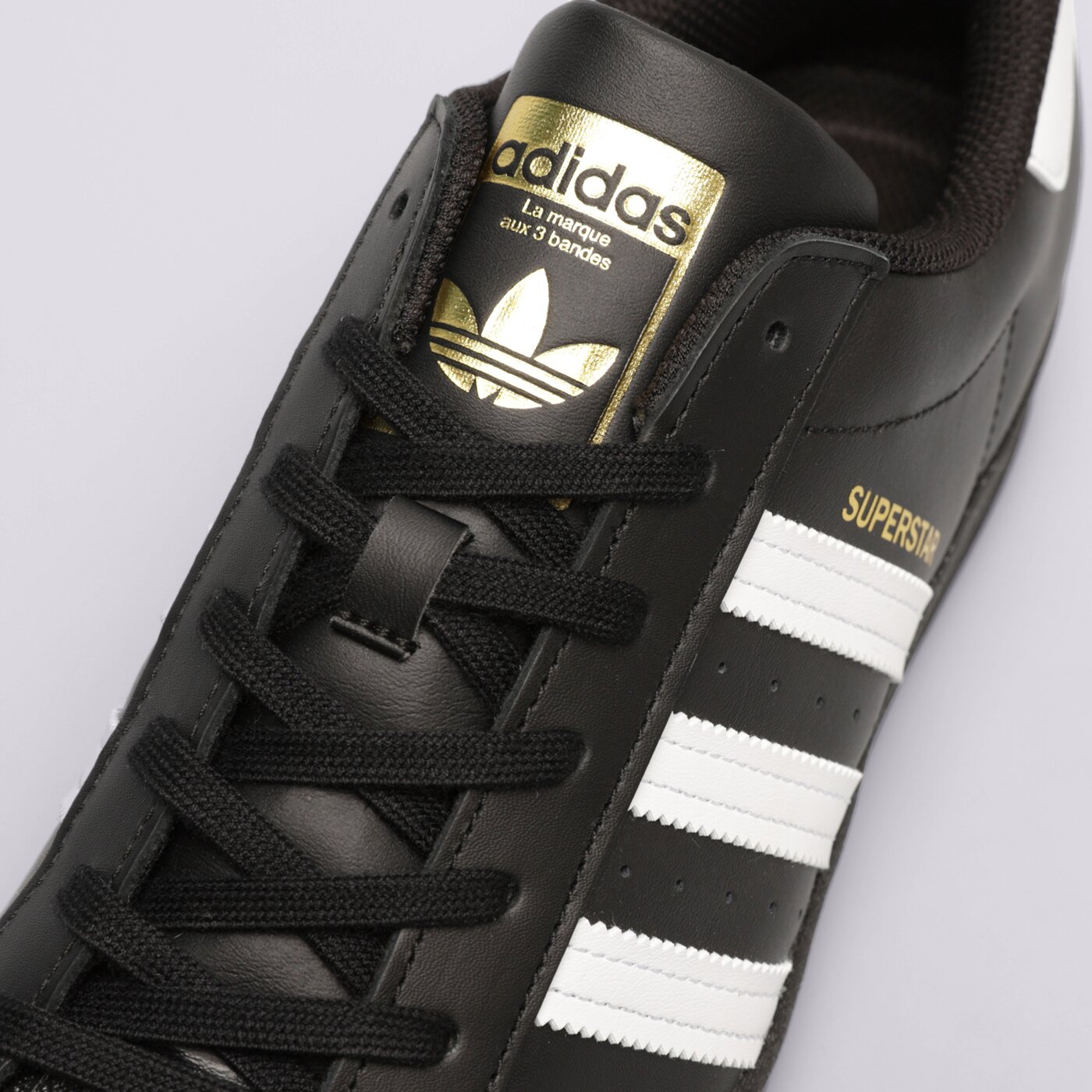 Мъжки маратонки ADIDAS SUPERSTAR  eg4959 цвят черен