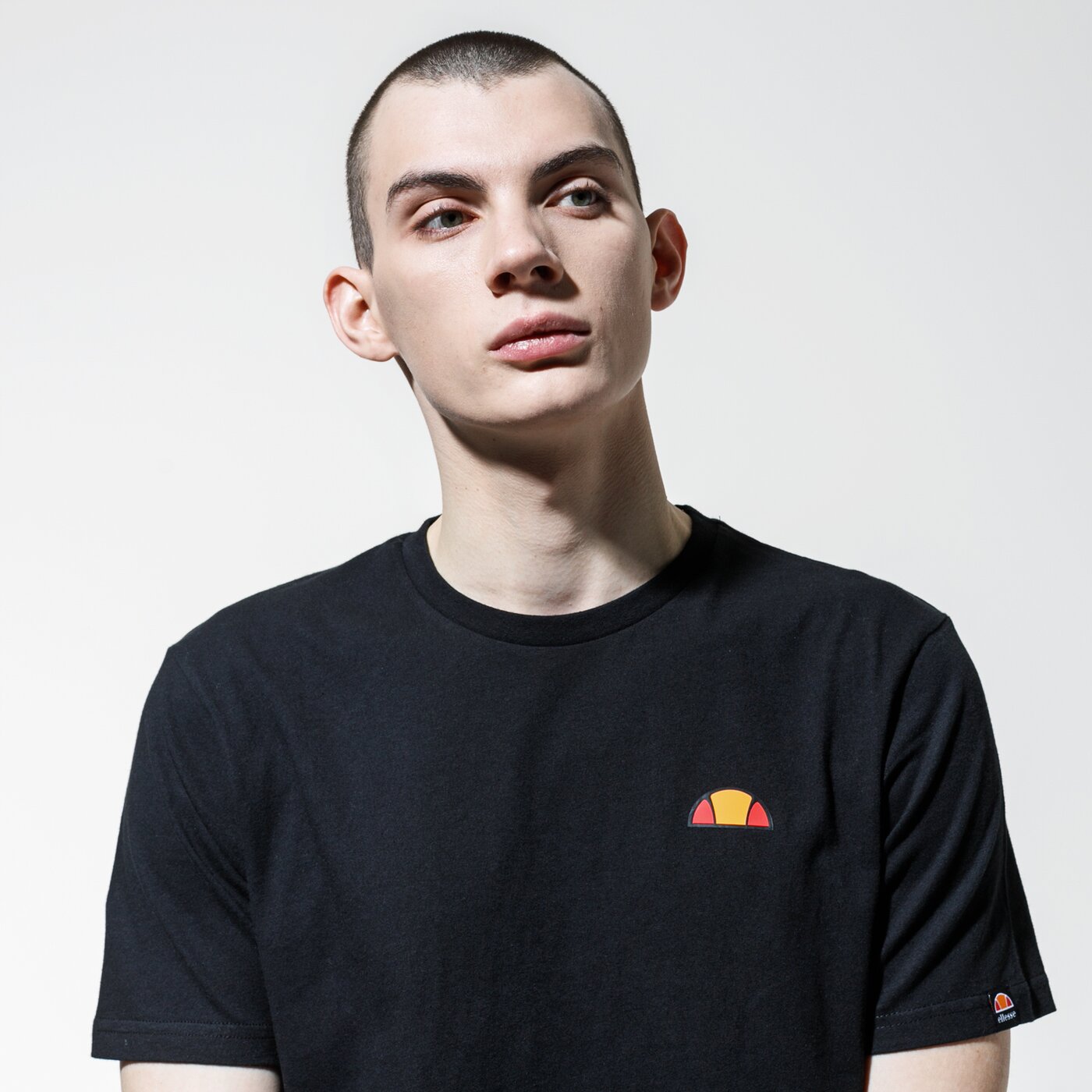 Мъжка тениска ELLESSE ТЕНИСКА KOSI she09994black цвят черен