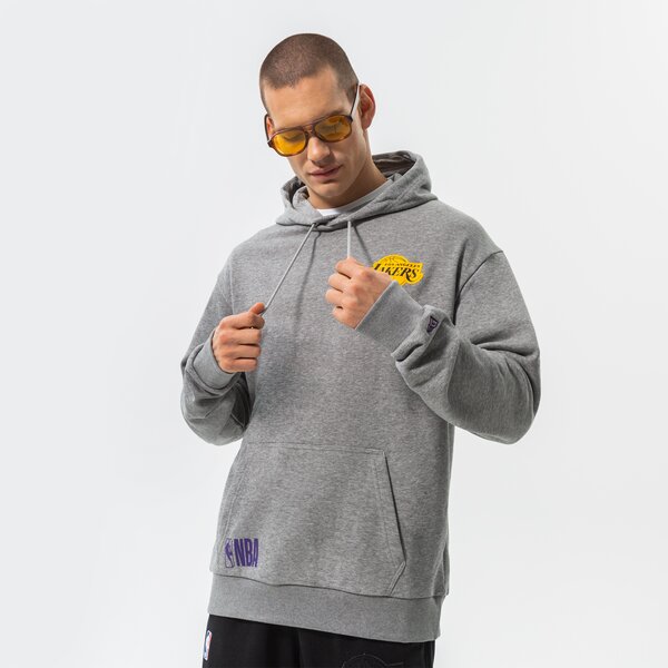 Мъжки суичър NEW ERA СУИТЧЪР С КАЧУЛКА HALF LOGO OS LAKERS LOS ANGELES LA 60284624 цвят сив