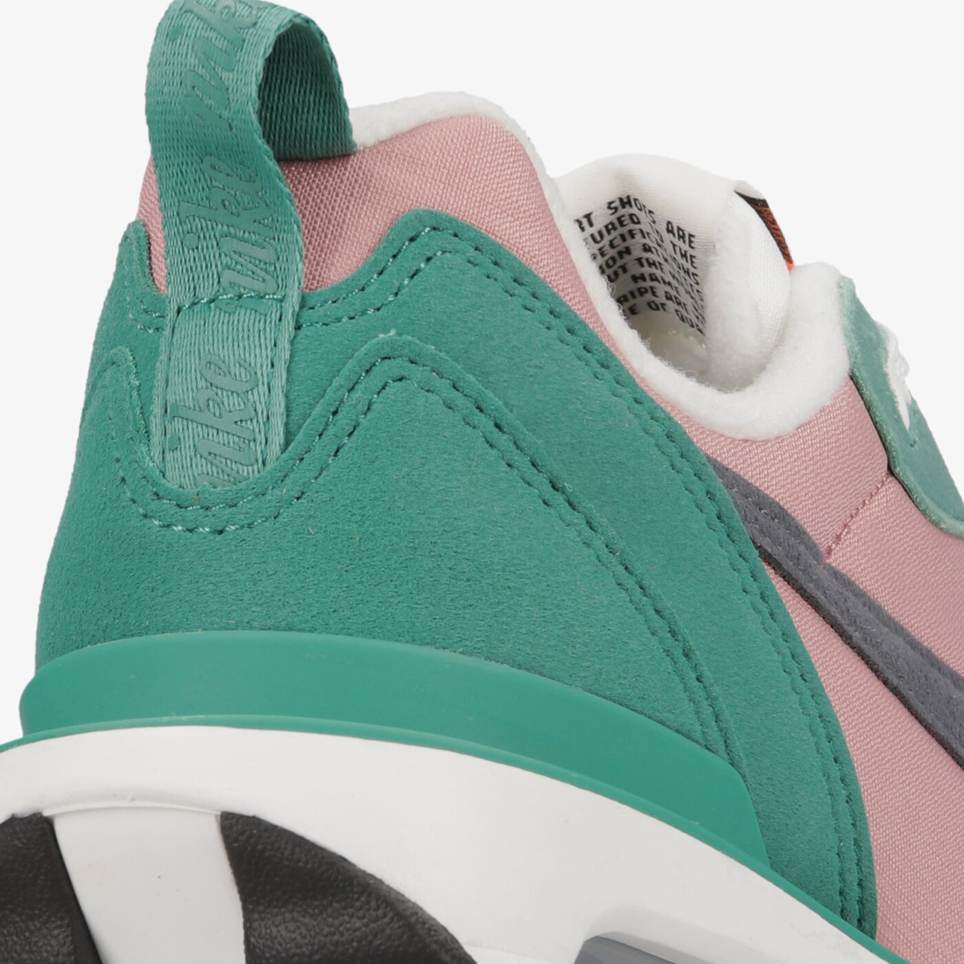 Дамски маратонки NIKE AIR MAX DAWN dc4068-600 цвят многоцветен