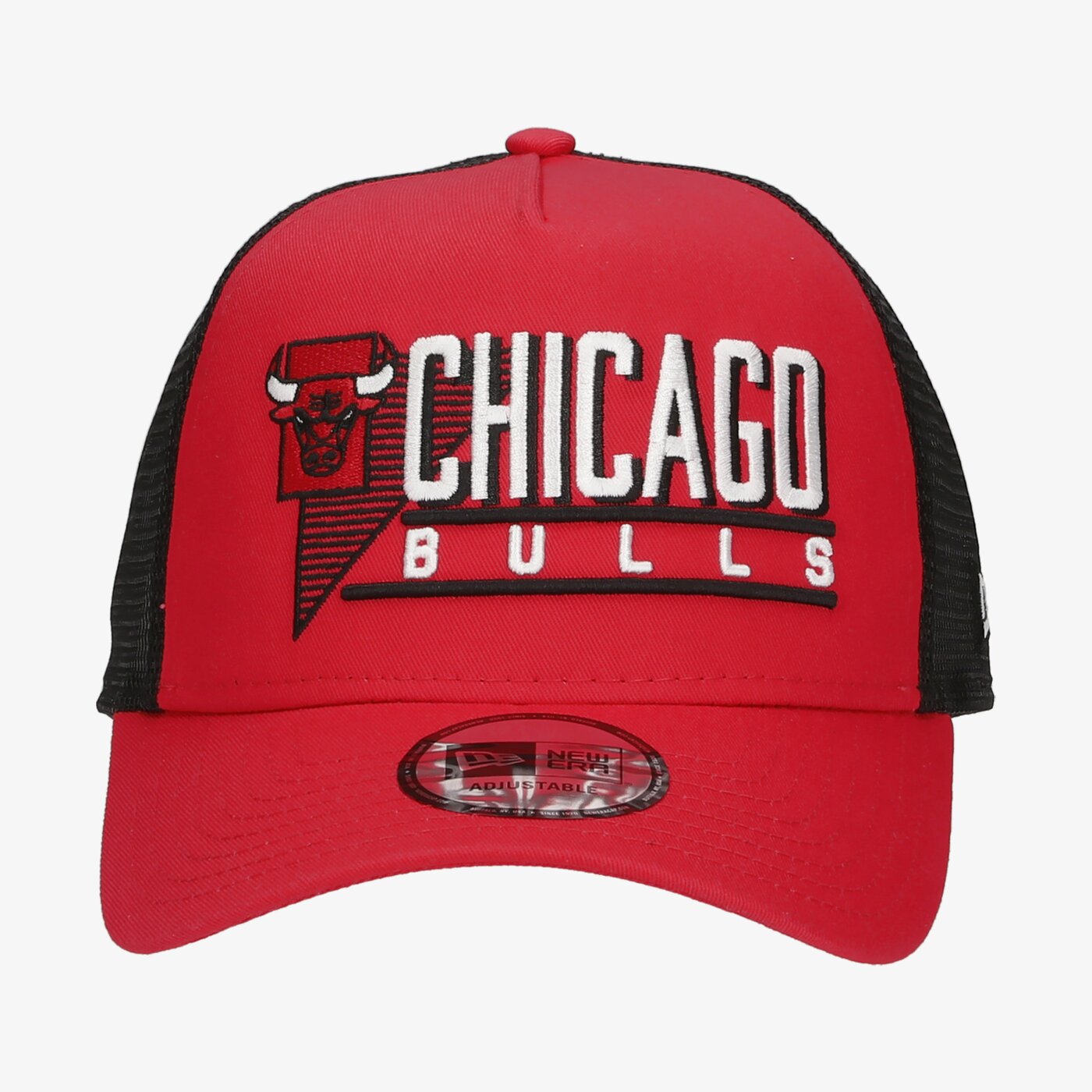 Мъжка шапка с козирка NEW ERA ШАПКА WORDMARK GRAPHIC TRUCKER BULLS CHICAGO BULLS F 60222470 цвят червен