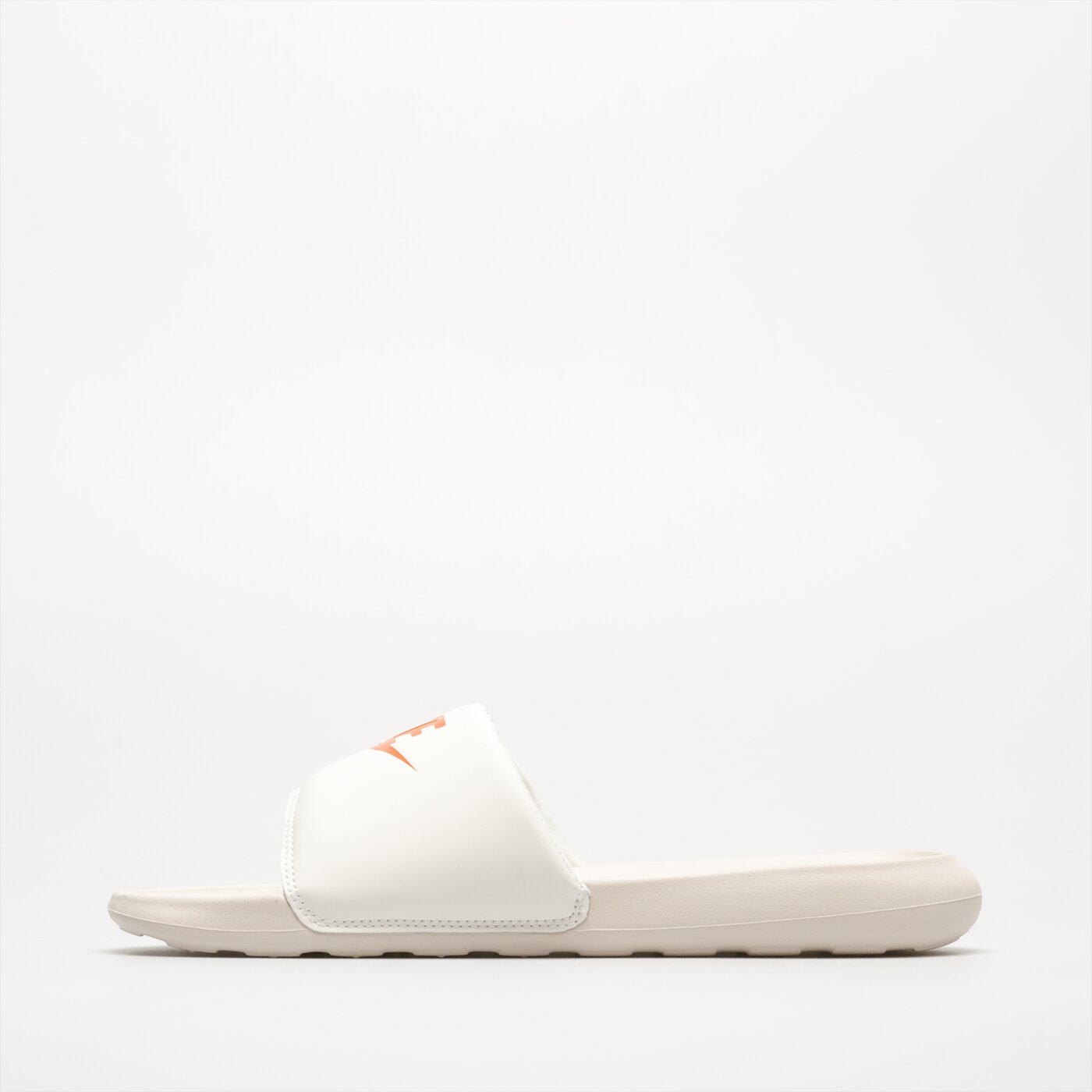 Мъжки чехли и сандали NIKE VICTORI ONE cn9675-108 цвят бежов