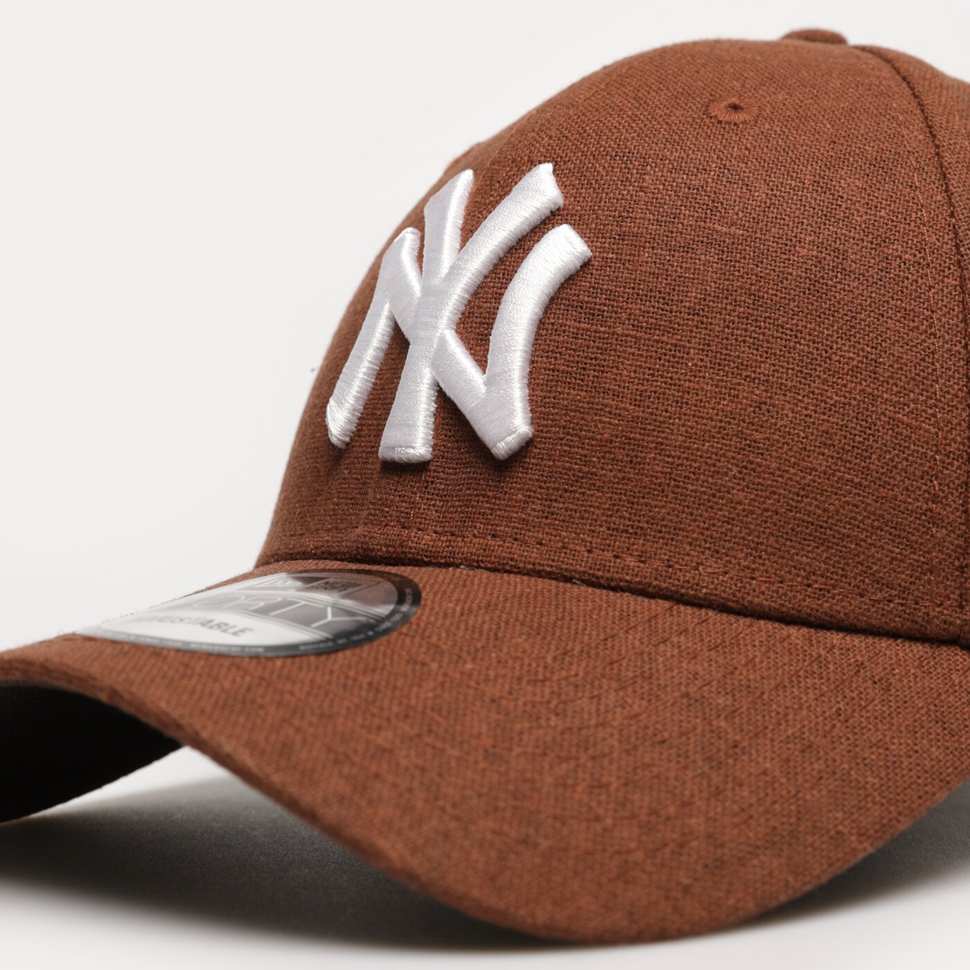 Мъжка шапка с козирка NEW ERA ШАПКА LINEN 940 NYY NEW YORK YANKEES 60357970 цвят кафяв