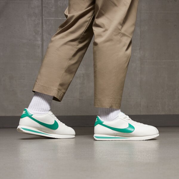 Мъжки маратонки NIKE CORTEZ LTR dm4044-104 цвят бежов