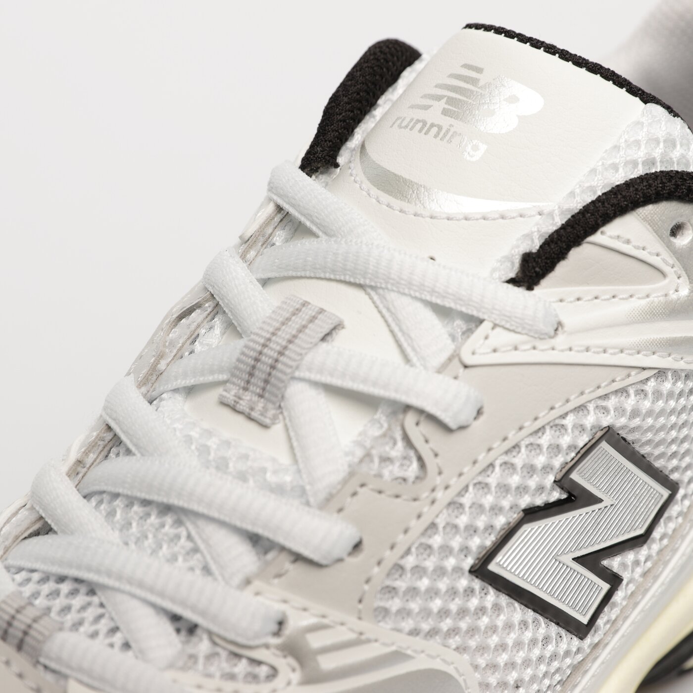 Мъжки маратонки NEW BALANCE 530  mr530ta цвят бял