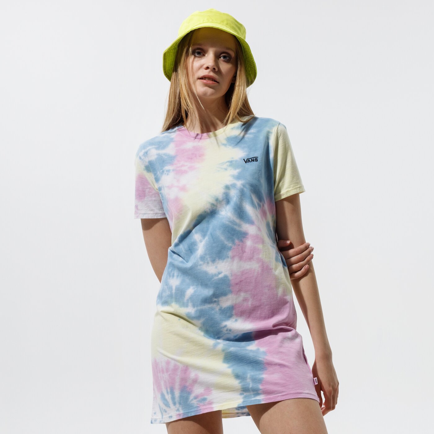 Дамски VANS РОКЛЯ WM SPIRALING TEE АНЦУГS ORCHID vn0a5dn50fs1 цвят многоцветен