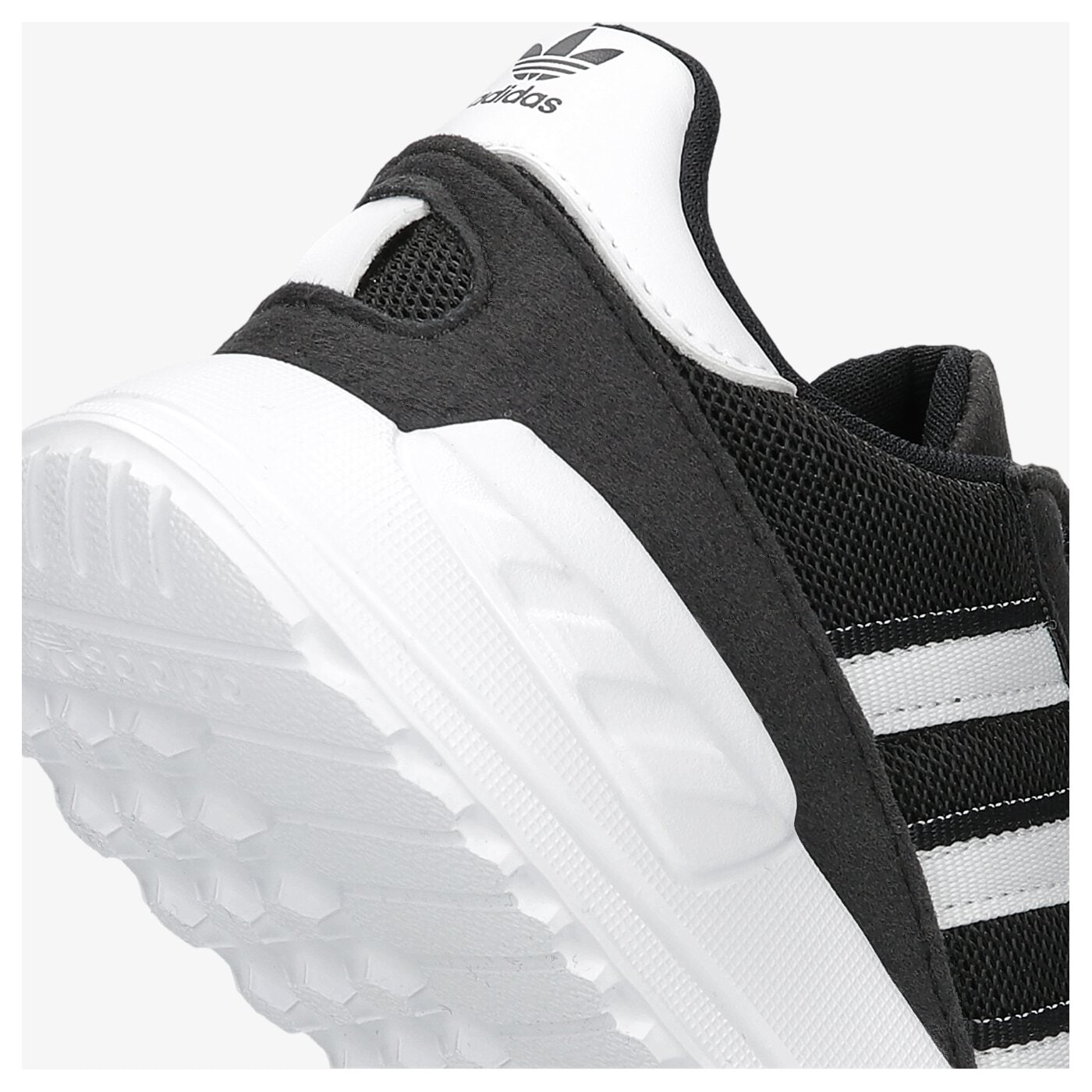 Детски маратонки ADIDAS LA TRAINER LITE  fw5843 цвят черен