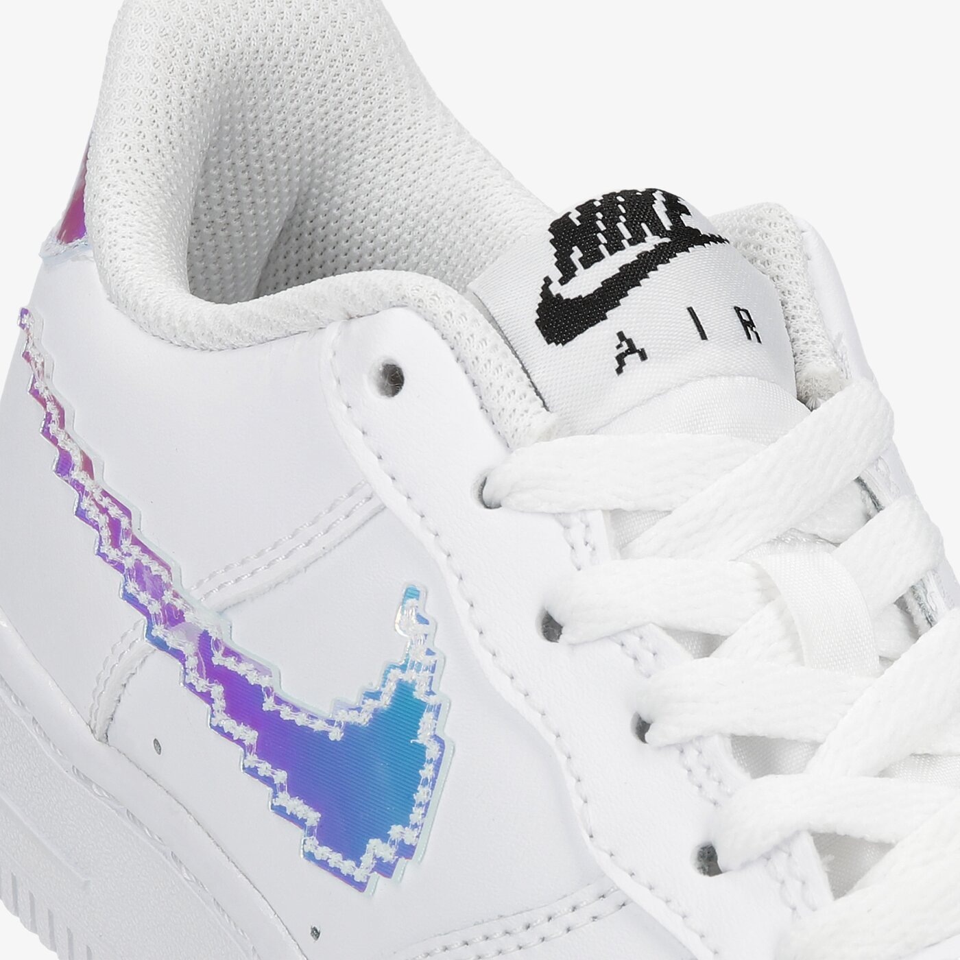 Детски маратонки NIKE AIR FORCE 1 LV8 cw1577-100 цвят бял