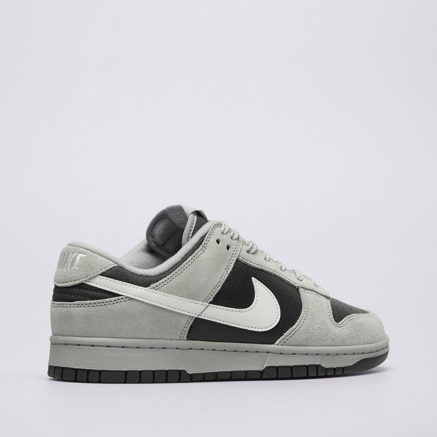 Мъжки маратонки NIKE DUNK LOW hv2532-001 цвят сив