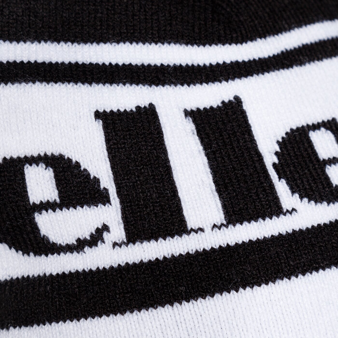 Дамска зимна шапка ELLESSE ШАПКА PAJO BEANIE BLK/WHT sala2097038 цвят черен