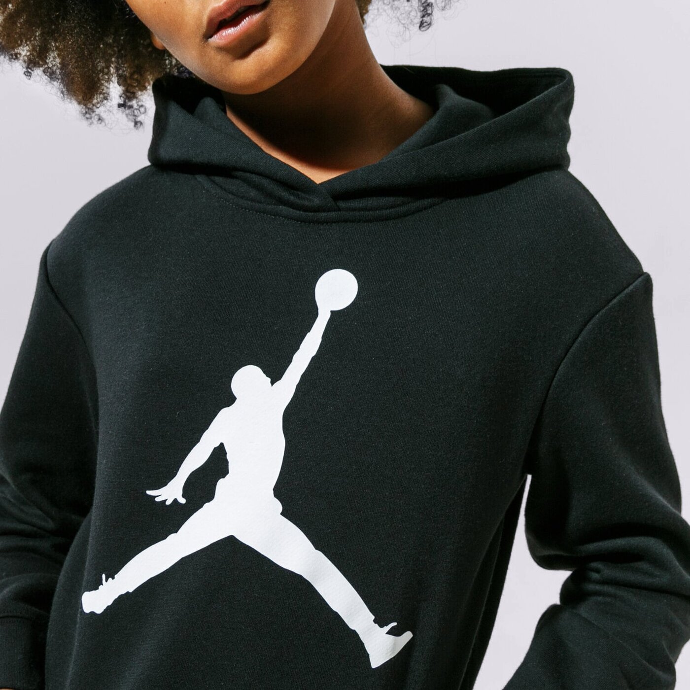 Детски суичър JORDAN СУИТЧЪР С КАЧУЛКА JDG JUMPMAN CORE PO GIRL 45a442-023 цвят черен