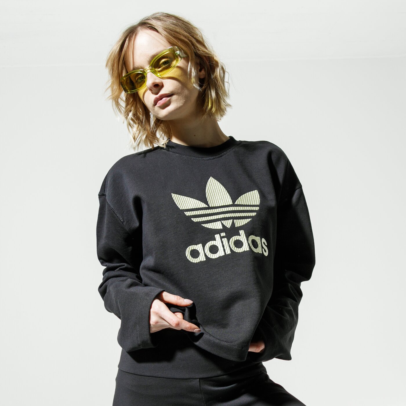 Дамски суичър ADIDAS СУИТЧЪР LG CREW fm2623 цвят черен