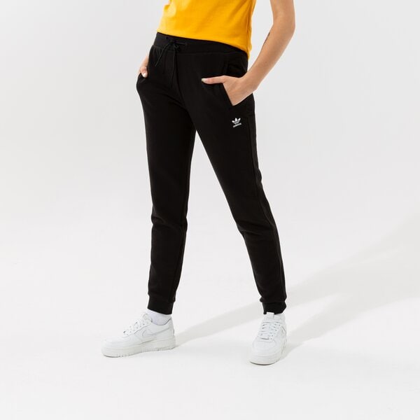 Дамски панталони ADIDAS ПАНТАЛОНИ TRACK PANT h37878 цвят черен