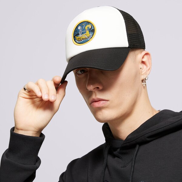 Дамска шапка с козирка VANS ШАПКА BEER FLOAT TRUCKER vn000gkwwht1 цвят многоцветен
