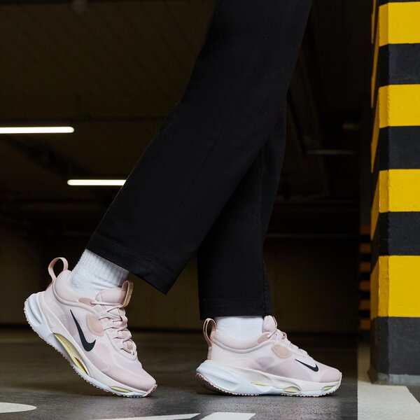 Дамски маратонки NIKE SPARK dj6945-600 цвят розов