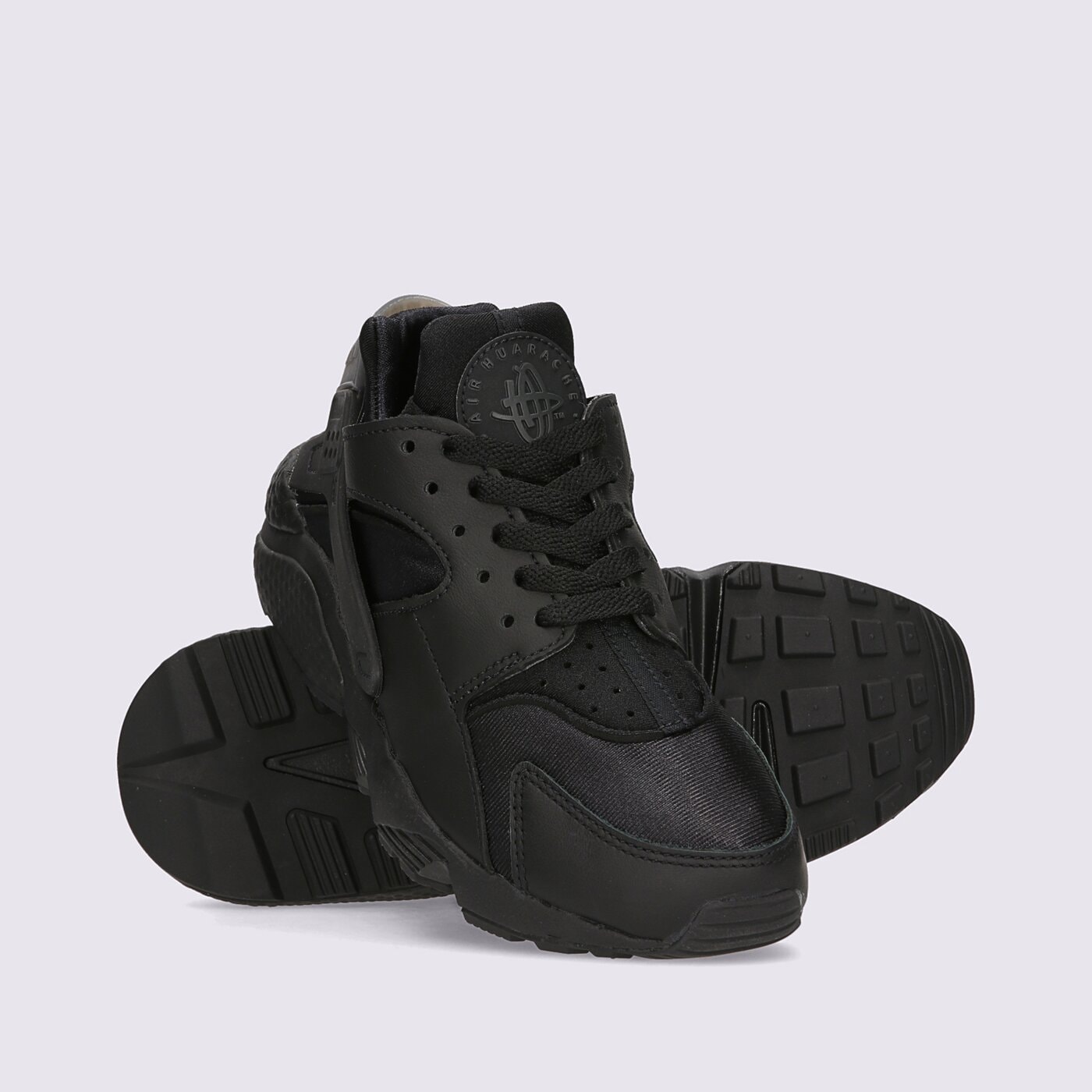 Дамски маратонки NIKE AIR HUARACHE  dh4439-001 цвят черен