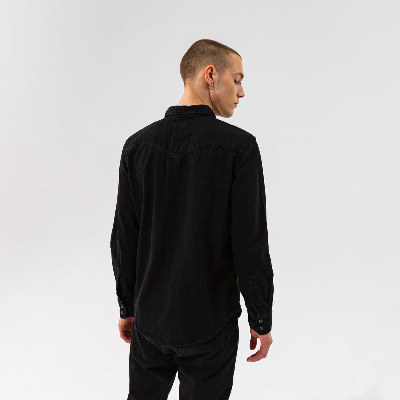 LEVI'S РИЗА BARSTOW WESTERN STANDARD 857440002 цвят черен