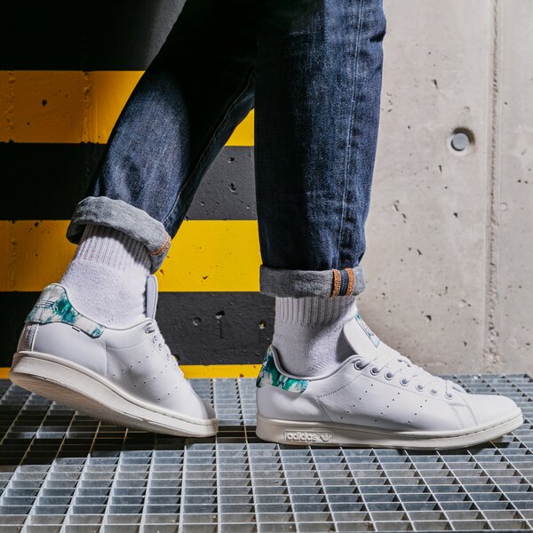Мъжки маратонки ADIDAS STAN SMITH  gz7766 цвят бял