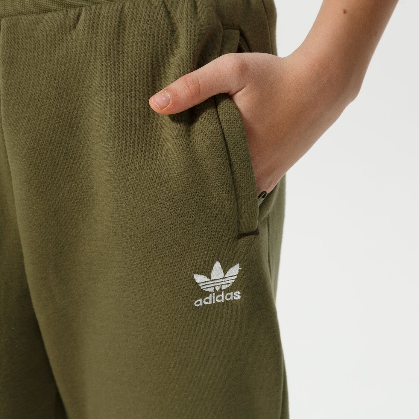 Детски панталони ADIDAS ПАНТАЛОНИ PANTS BOY hf2306 цвят каки